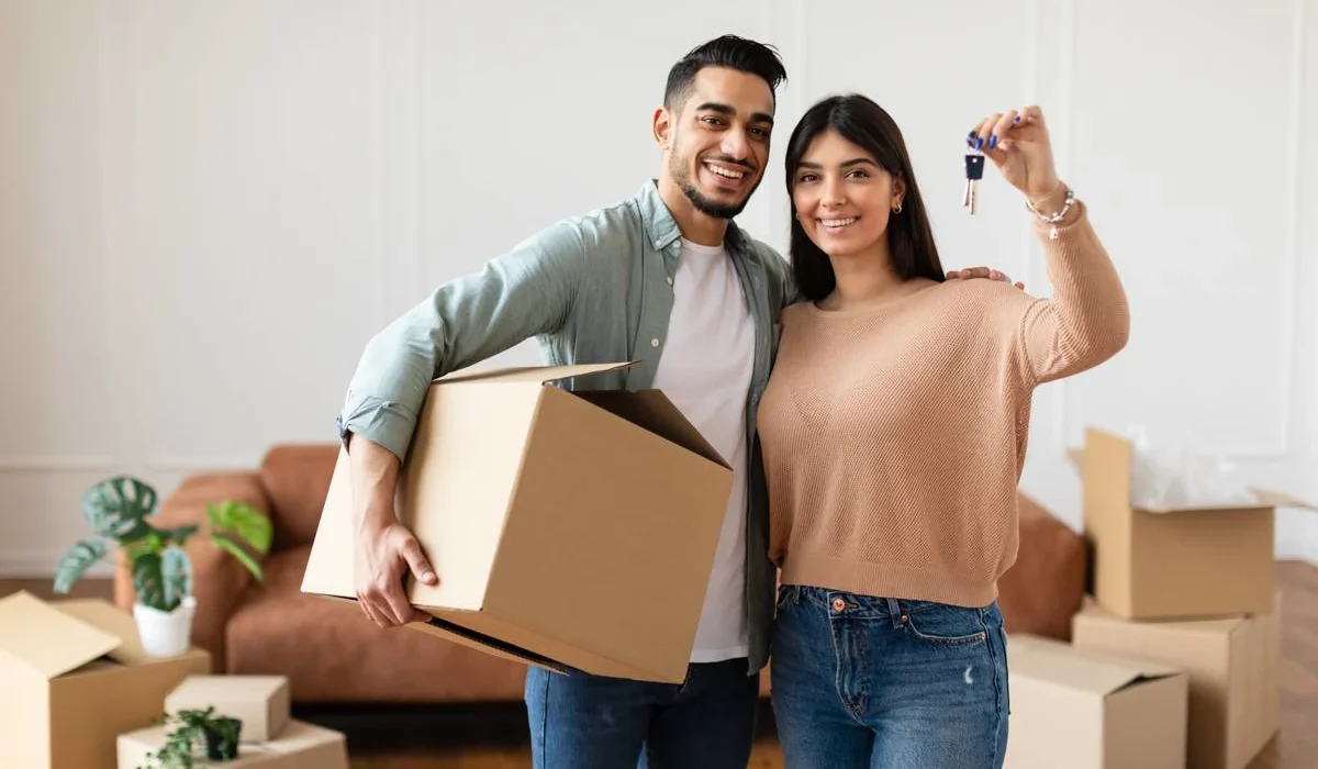 Erfahrenes Umzugsunternehmen Hamburg mit alle Services für private und gewerbliche Umzüge – inklusive Transport, Verpackung, Möbelmontage und Entrümpelung.